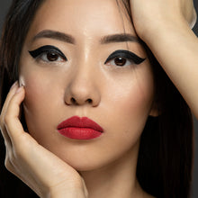 Load image into Gallery viewer, Fresh Kiss Matte Lipstick